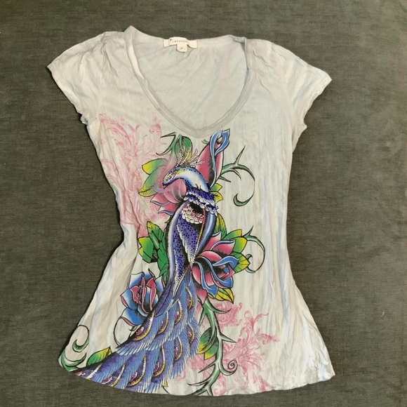 Forever 21 Multicolor Peacock Graphic V-Neck Tee - Picture 1 of 4